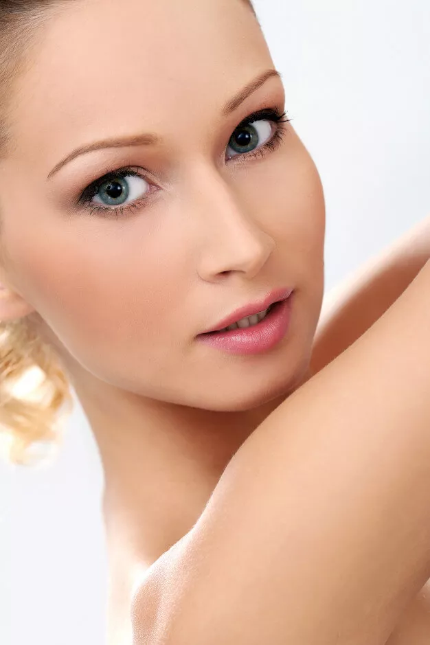 Rinoplastia: nariz com ponta empinada e projetada